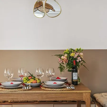 Lavie Maison Hot Tub And Ac *